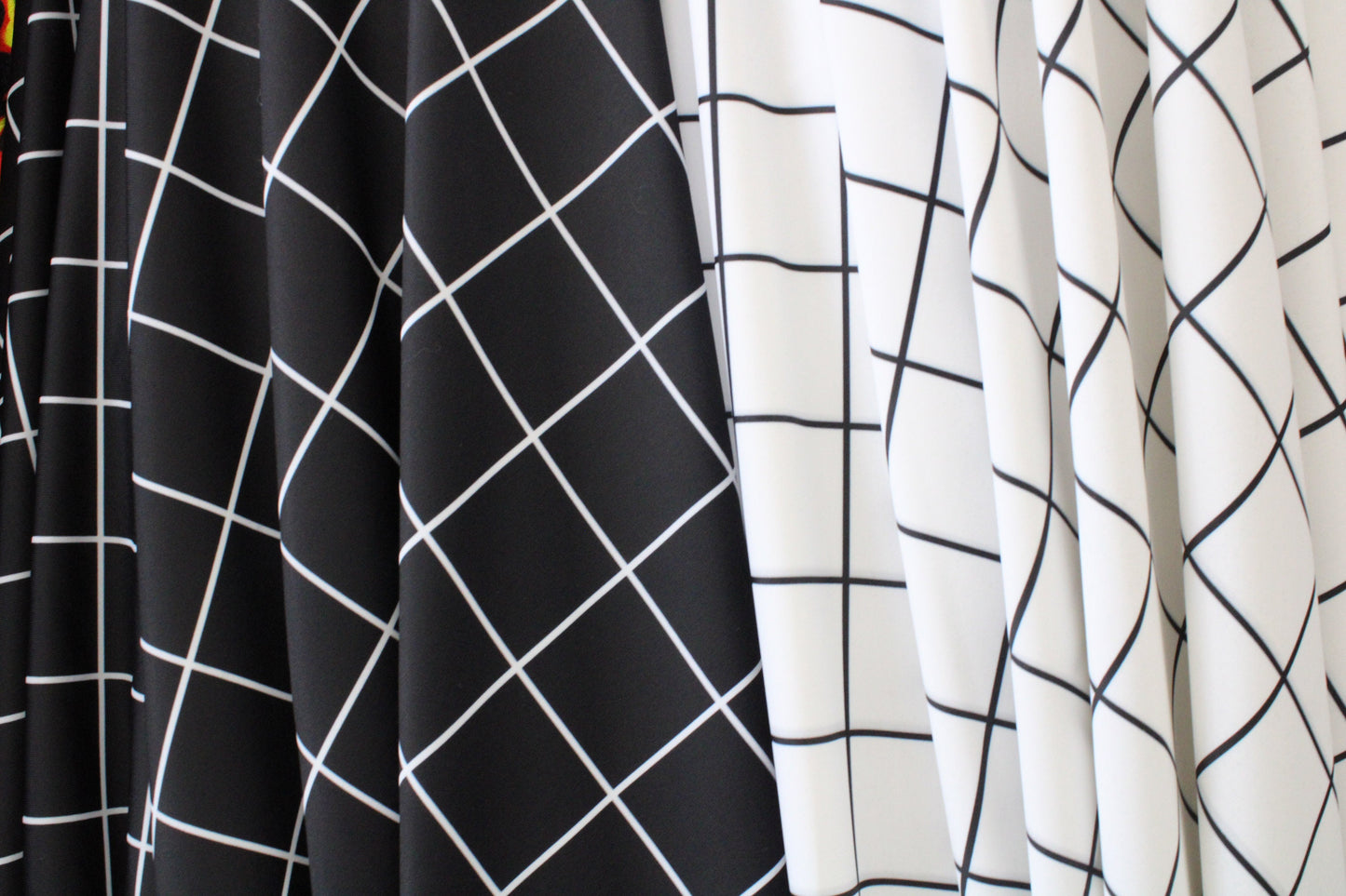 Black and White Geometric Grid