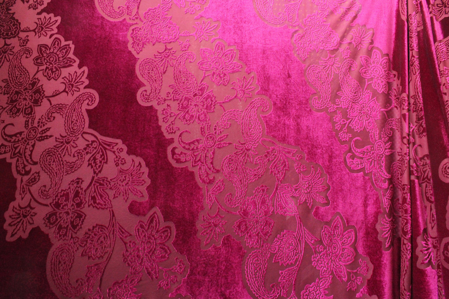 Large Fuchsia Paisley